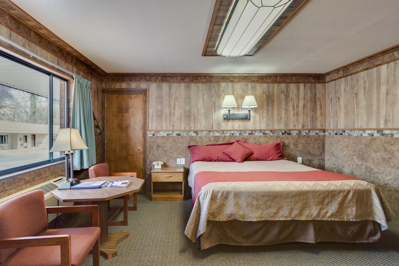 Zion Park Motel Спрингдейл Экстерьер фото